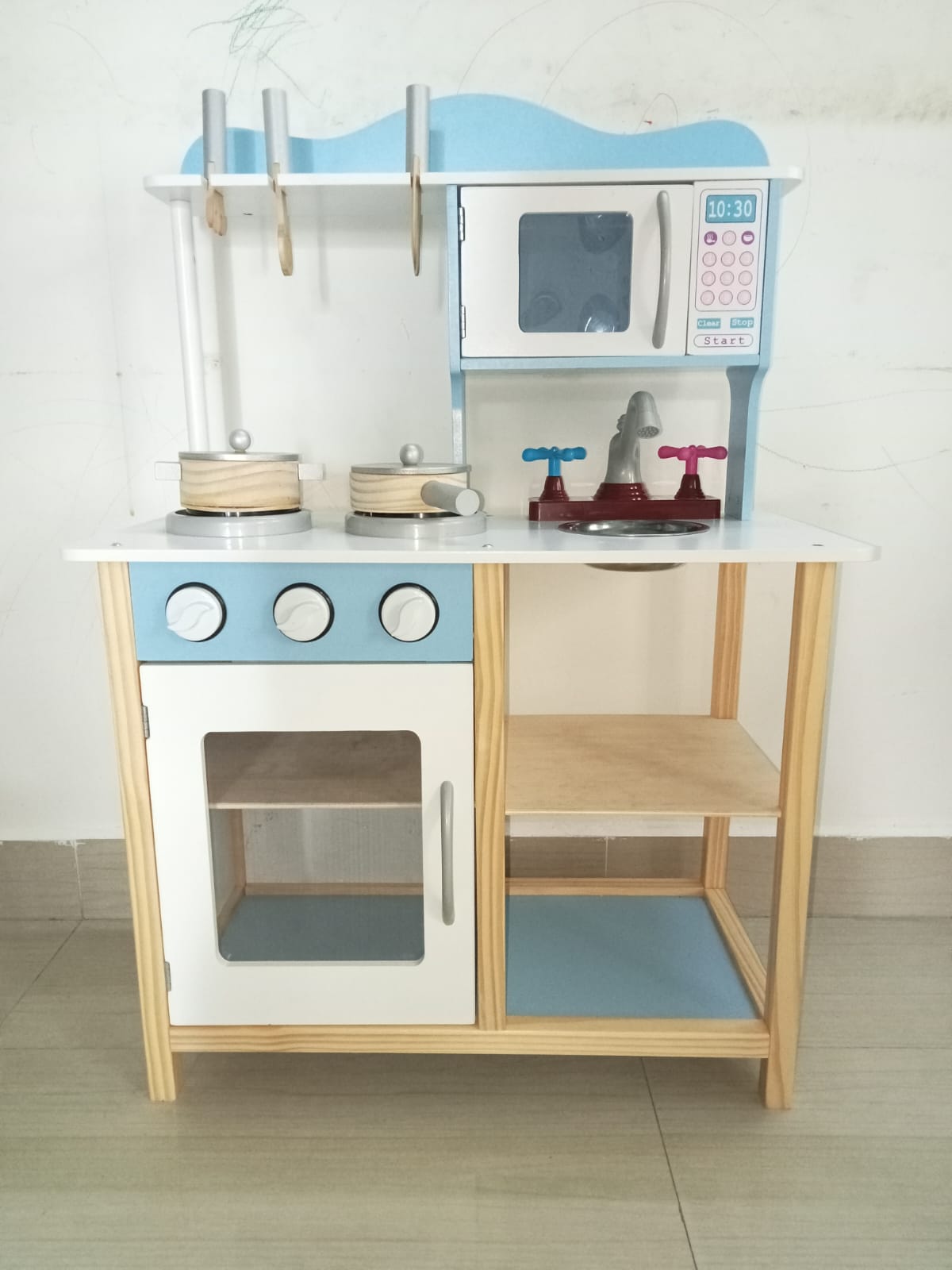hamley blue kitchen